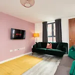 Beaut 5 Bed House W Parking